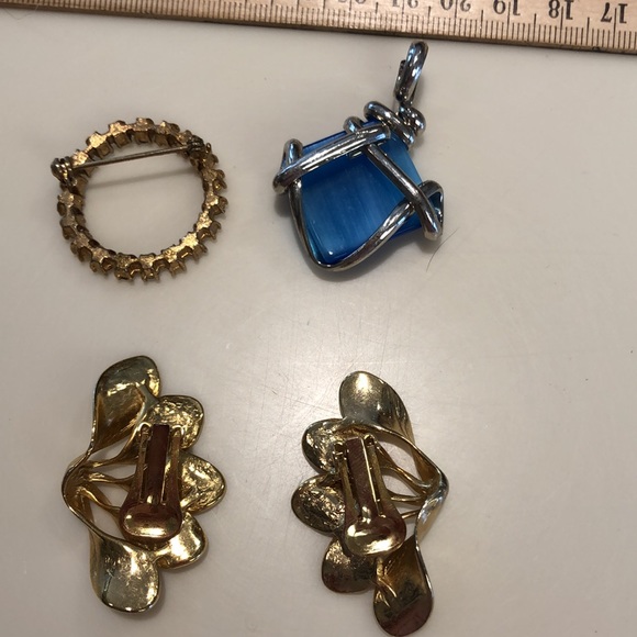 Lot of miscellaneous jewelry - Picture 5 of 5